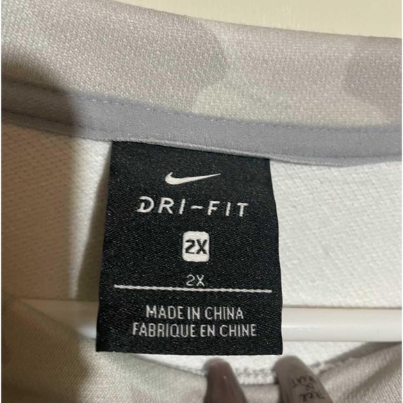 Nike Oversized Crop Long Sleeve - Picture 2 of 3